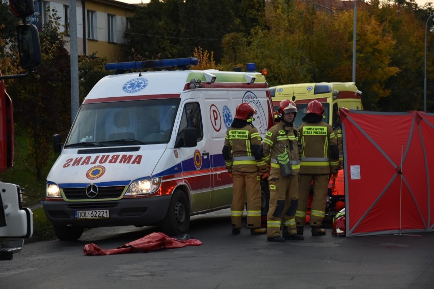 Wypadek motocyklisty i osobówki na Moniuszki w Oleśnicy. Uwaga na utrudnienia! (28.10)