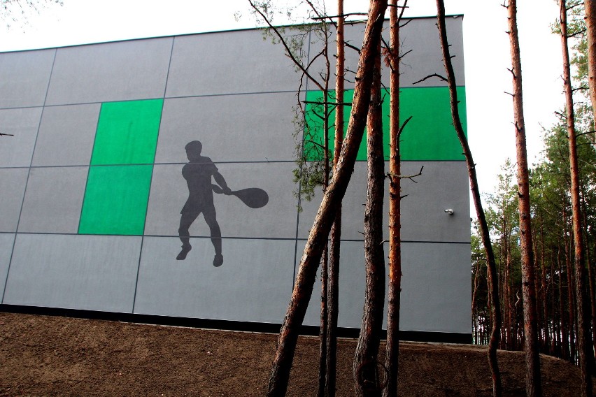 Hala tenisowa w Zielonej Górze z zewnątrz [zdjęcia]