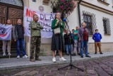 Kupcy protestowali przeciw oddaniu placu Balcerowicza w ręce dewelopera [FOTO, WIDEO]