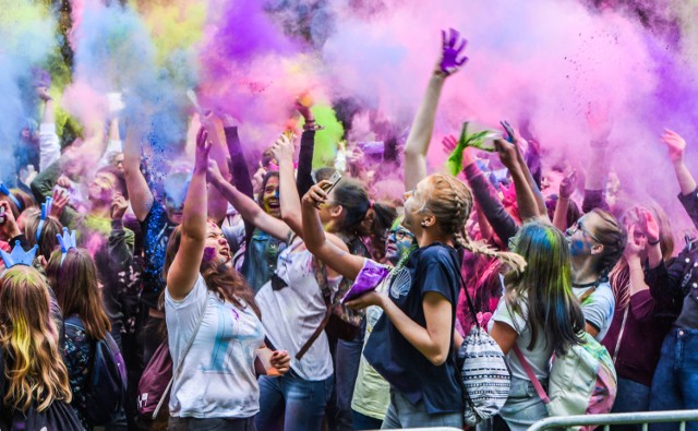 Festiwal Kolorów, Warszawa 2018. Wielobarwne święto już w ten weekend! [ZA DARMO]