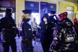 Strajk Kobiet w Tarnowie powrócił. Policja legitymowała protestujących, manifestowali też obrońcy życia [ZDJĘCIA] 9.11.2020