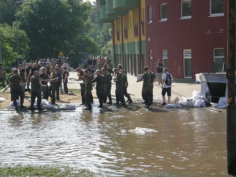 22.05, około 16:00