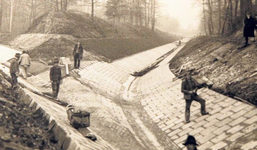 Przez Bałuty przepływa rzeka Łódka. W 1933 roku rozpoczęto...