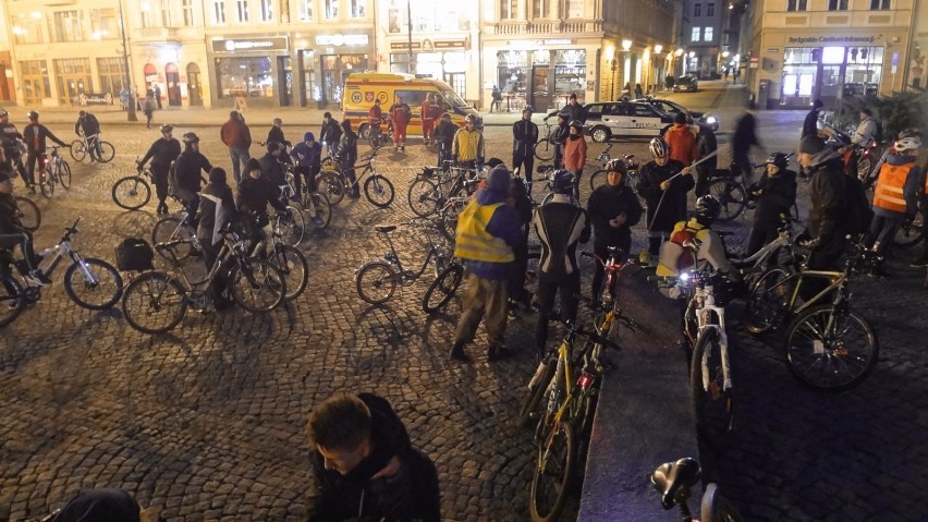 Bydgoska Masa Krytyczna przejechała ulicami miasta [zdjęcia, wideo] 