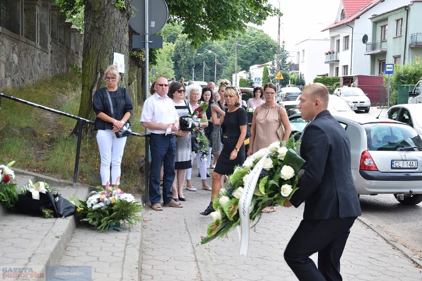 Pogrzeb Stanisława Spisza na cmentarzu w Lipnie, 1 lipca...