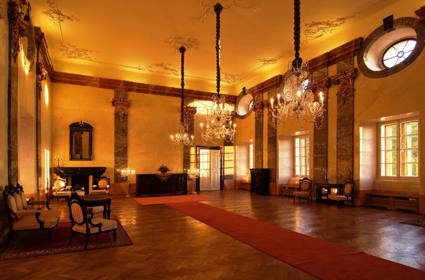 Pałac Potstejn (wnętrza)