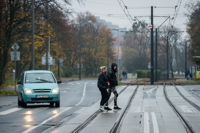 Nakielska też ma być remontowana. Mieszkańcy Bydgoszczy w przyszłym roku będą biedniejsi o 166 mln zł. Mniej pieniędzy w miejskiej kasie to wynik polityki rządu i pandemii COVID-19 - stwierdził Rafał Bruski, prezydent Bydgoszczy. Dziś (16.11) miasto przedstawiło projekt budżetu na przyszły rok.