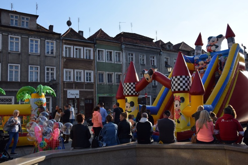 Festiwal Smaków Food Truck, 6-7 kwietnia 2019 r., Kożuchów