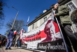 Protest pod Konsulatem Generalnym Federacji Rosyjskiej w Gdańsku 26.03.2022 r. "Łukaszenka musi uwolnić więźniów politycznych"