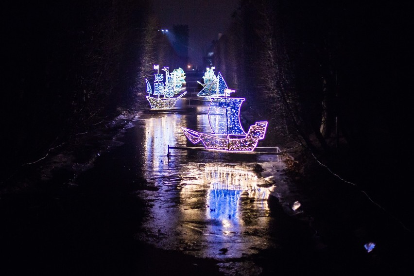 Świąteczne iluminacje w Parku Oliwskim. W wigilię będziemy dłużej podziwiać oświetlony park