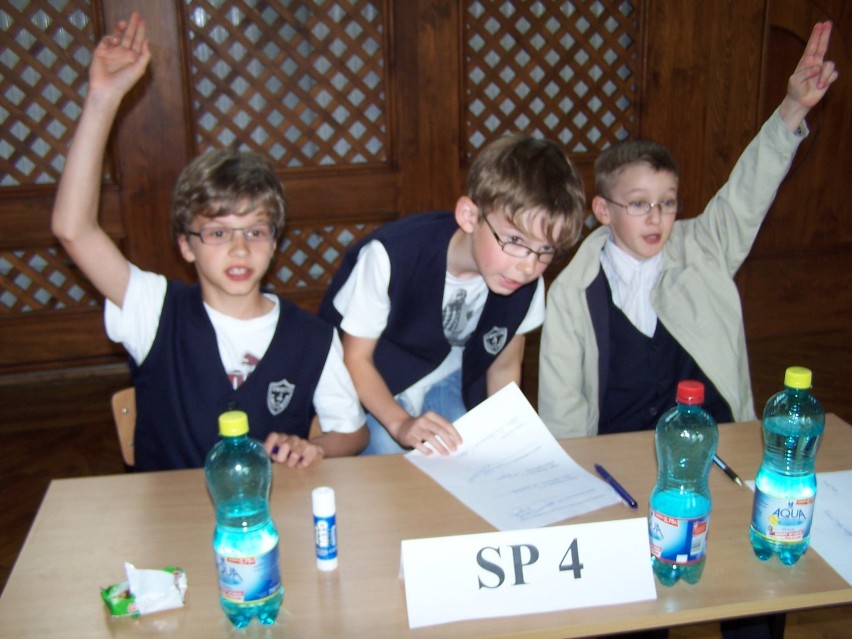 Kwidzyn. Uczniowie z podstawówek rywalizowali w konkursie wiedzy o mieście [ZDJĘCIA]