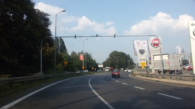 Kamery nad drogami w Katowicach. Projekt KISMiA