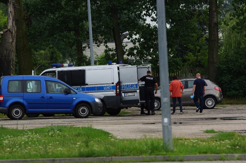 Zwłoki mężczyzny znaleziono przy ulicy Wrocławskiej w...
