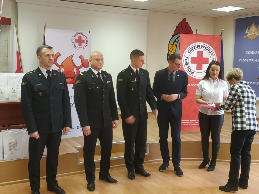 Akcja Ognisty Ratownik - Gorąca Krew podsumowana. III miejsce dla KP PSP w Zduńskiej Woli na etapie okręgowym. ZDJĘCIA
