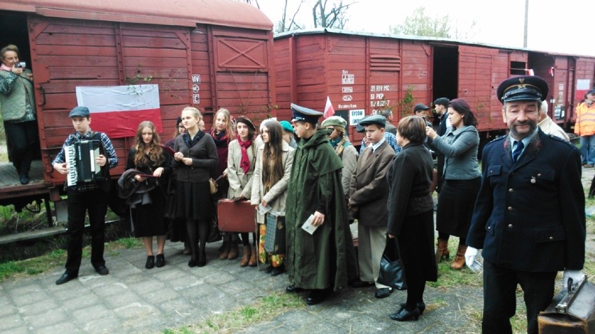 Zdjęcie ilustrujące przyjazd zabytkowego parowozu do Sycowa