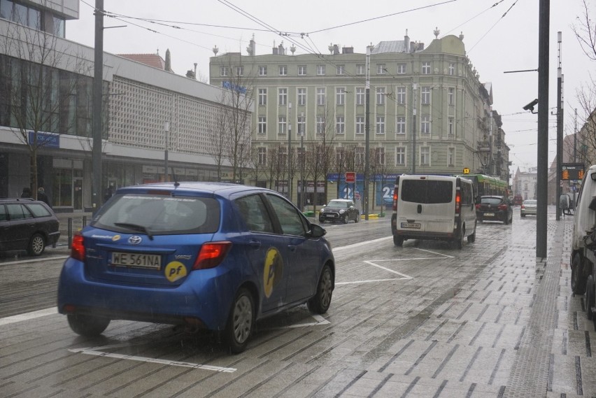 Od poniedziałku, 11 marca, samochody wróciły na remontowaną...