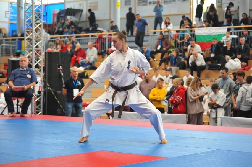 Weronika Mazur z Radomska z brązowym medalem Mistrzostw Europy Karate Kyokushin KWF [ZDJĘCIA]