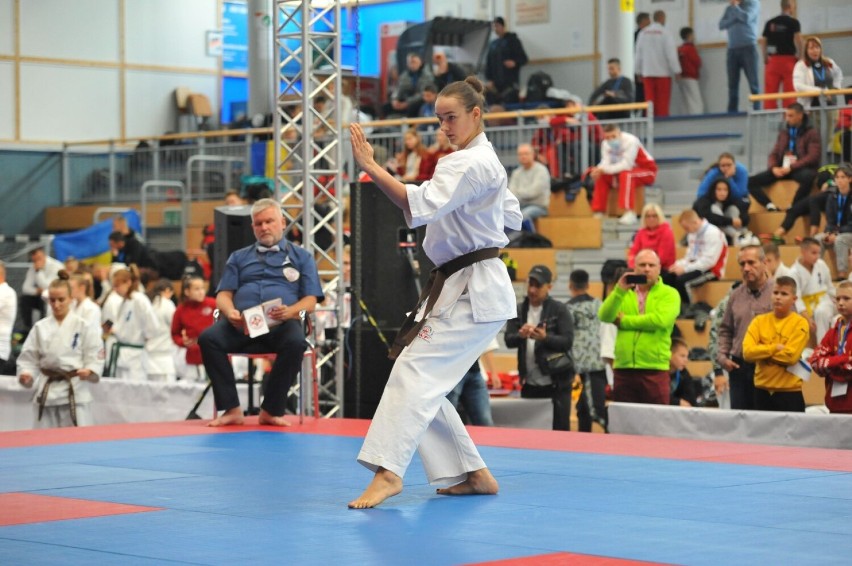 Weronika Mazur z Radomska z brązowym medalem Mistrzostw Europy Karate Kyokushin KWF [ZDJĘCIA]