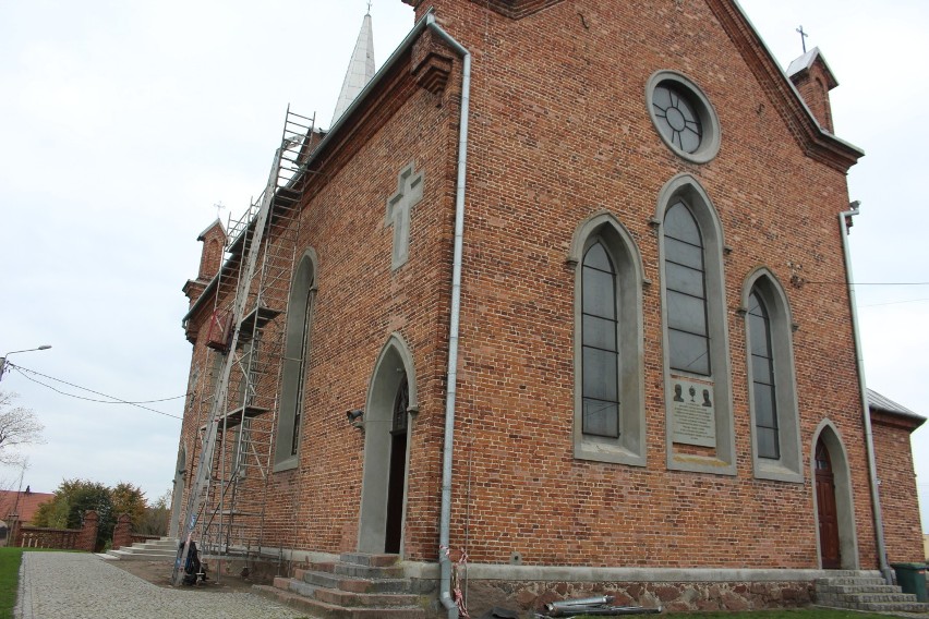 Remont kościoła w Osięcinach [zdjęcia]