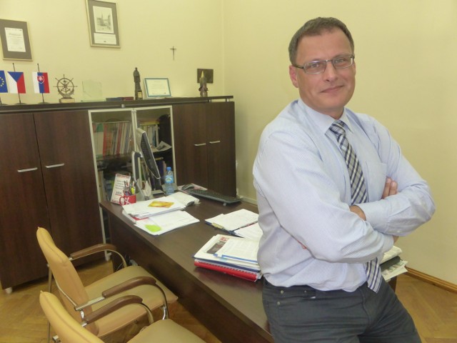 Burmistrz Kordian Kolbiarz wygrał także sprawę w sądzie cywilnym. Poseł Sanocki przeprosił go za bezpodstawne zarzucanie korupcji.