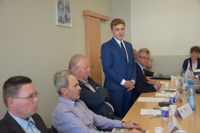 Rada Powiatu Chodzieskiego wybrała nowego członka Zarządu Powiatu [FOTO]