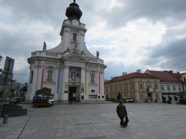 Znane ulice i place w Wadowicach. Jak się kiedyś nazywały. Kliknij w galerię i sprawdź