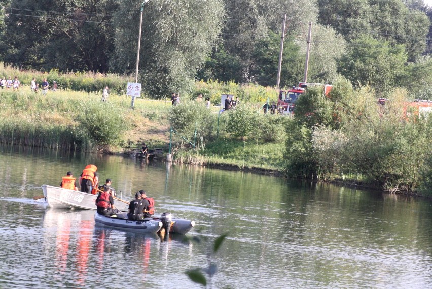 Oświęcim. Dwóch mężczyzn utonęło na Krukach