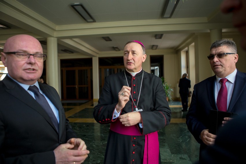 Minister Piotr Gliński w Tarnowie podczas obchodów rocznicy Chrztu Polski [ZDJĘCIA]