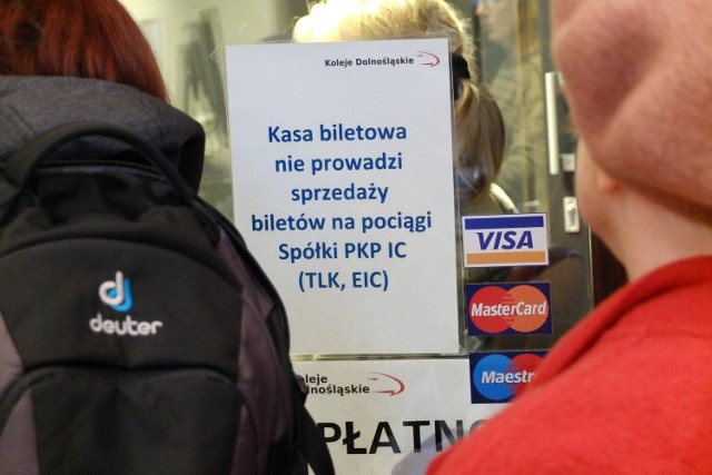 W Wałbrzychu nie kupimy biletów PKP Intercity. Najbliższe kasy, które prowadzą ich sprzedaż są w Jaworzynie Śląskiej i we Wrocławiu