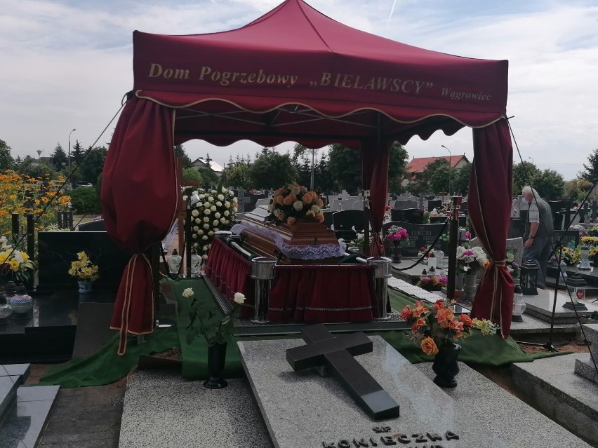 Pogrzeb Ireny Grochowskiej z Wągrowca. Znana działaczka...