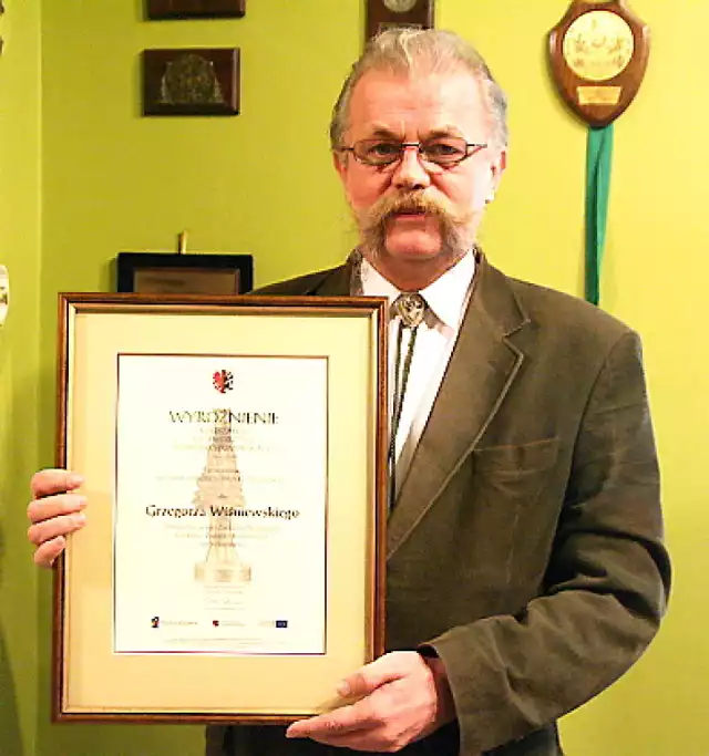 Grzegorz Wiśniewski został wyróżniony za stworzenie "Programu odbudowy populacji zwierzyny drobnej"