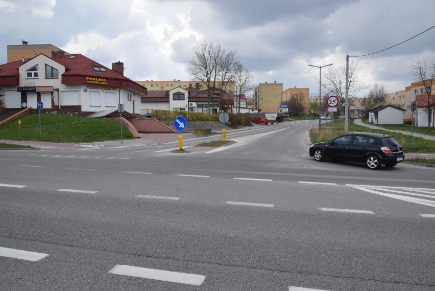 Wraca kontrowersyjny remont ulicy Orląt Lwowskich w Kielcach. Mieszkańcy mogą zgłaszać uwagi [ZDJĘCIA]