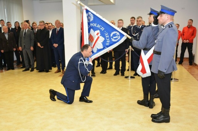 Insp. Krzysztof Dymura po czterech latach kierowania sądecką Policją awansował i rozpoczyna pracę w Komendzie Głównej Policji w Warszawie