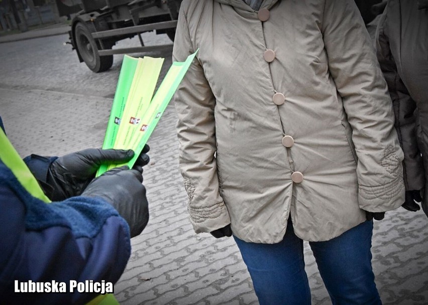 15 punktów karnych i 2.5 tysiąca mandatu za potrącenie pieszej na przejściu na Moniuszki w Żarach