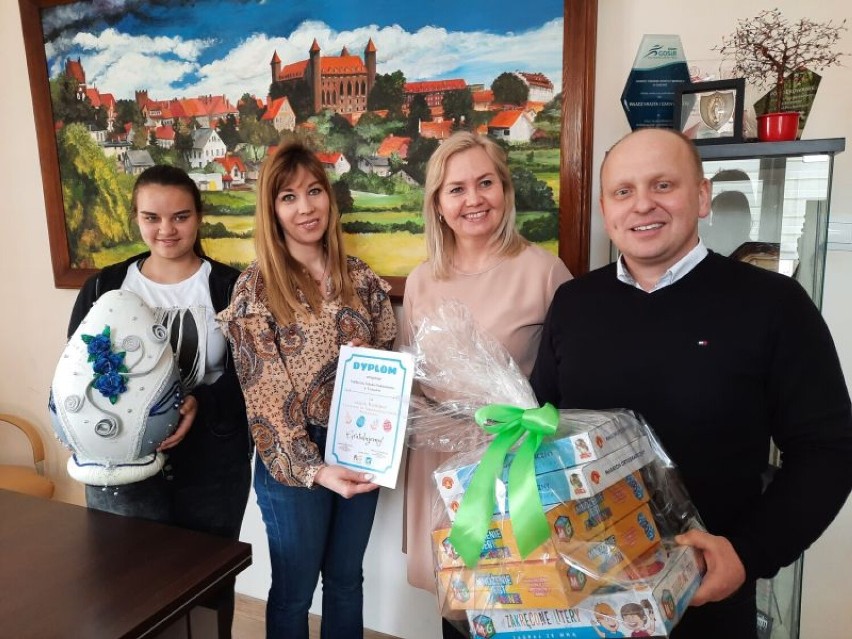 Nagrody za konkurs "Najpiękniejsza Ozdoba Wielkanocna" wręczone w gminie Gniew