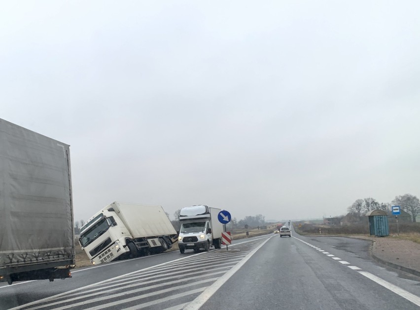 [AKTUALIZACJA] GODZ. 14.15. Jak informuje policja w...