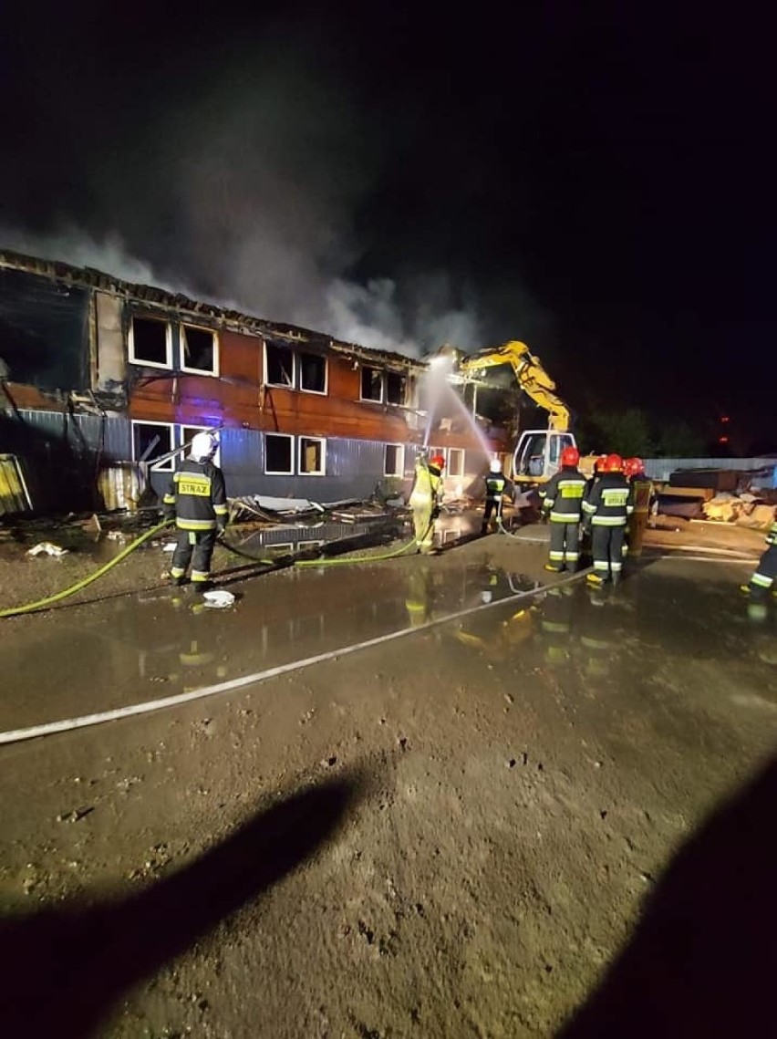 Pożar hotelu robotniczego w Pogorzycach. Pracownicy z Ukrainy nie trafili na bruk [ZDJĘCIA]