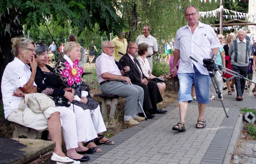 Piknik w  zbąszyńskich ogrodach parafialnych