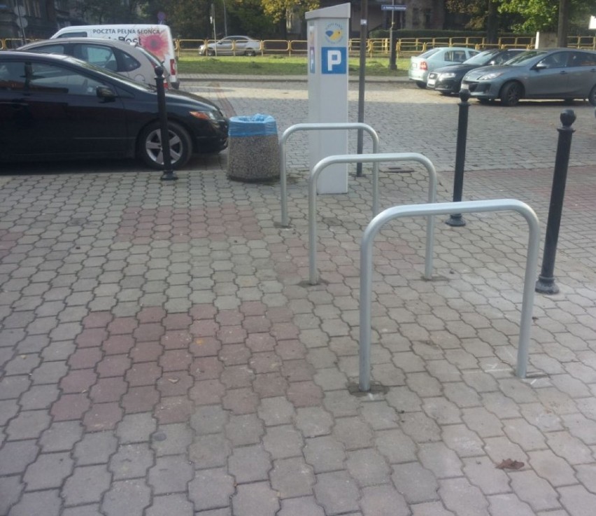 Nowe stojaki na rowery w Bytomiu