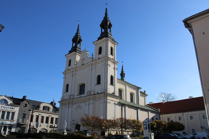 Wieluń. Włamali się do kościoła i ukradli... kilkadziesiąt zł. Policja szuka sprawców