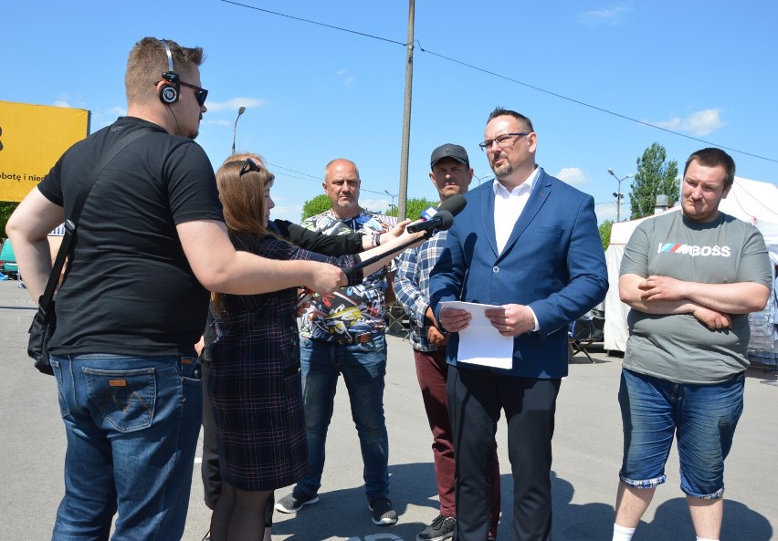 Wysokie stawki opłaty targowej na bazarze w Piotrkowie przy...