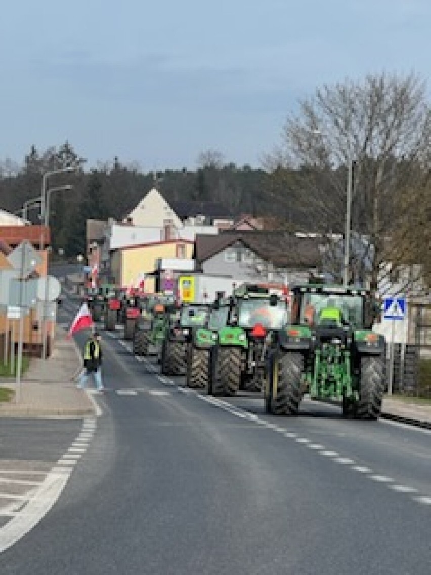 Rolnicy na blokadzie w Białym Borze