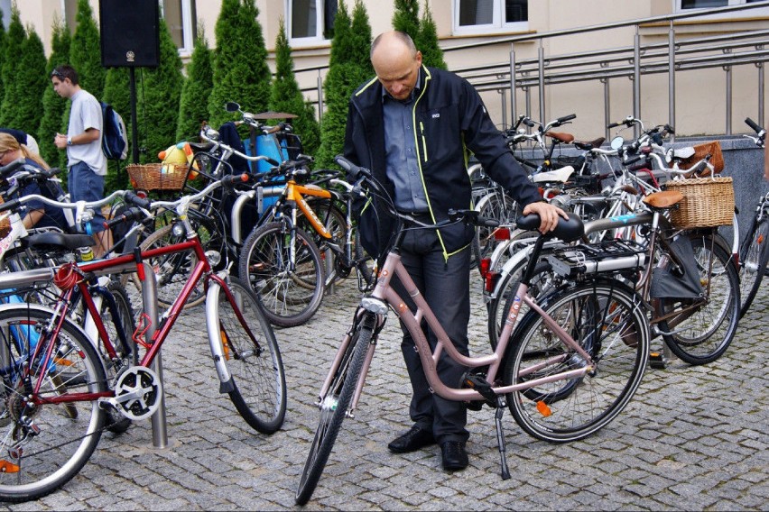 Prezentacja roweru elektrycznego. Fot .Daniel Kowalczyk