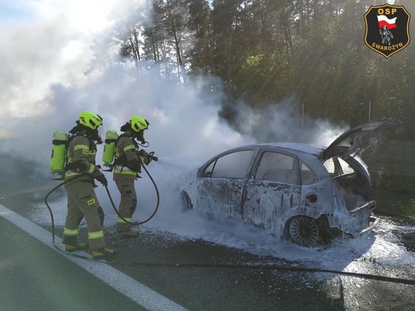 Pożar samochodu na autostradzie A1 28.05.2020 r.