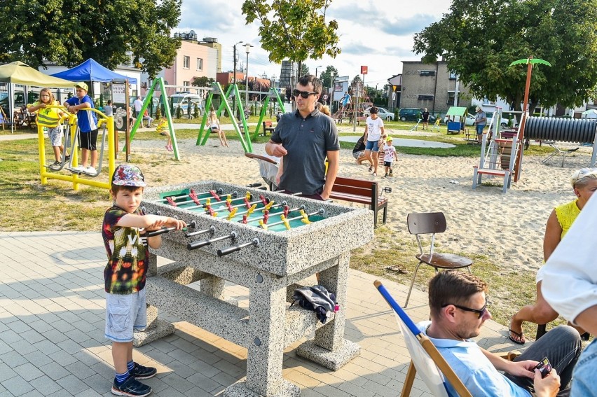 1.ZATORZE.  Plac zabaw „Rojberkowo” zachwyca od 2016 roku....