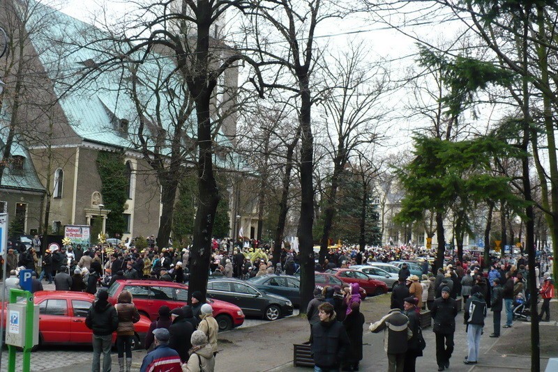 Trasa orszaku prowadziła spod kościoła pw. Najświętszego...