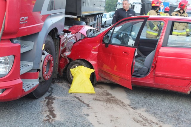 Skutki porannej kraksy w Łapczycy, 9.06.2021