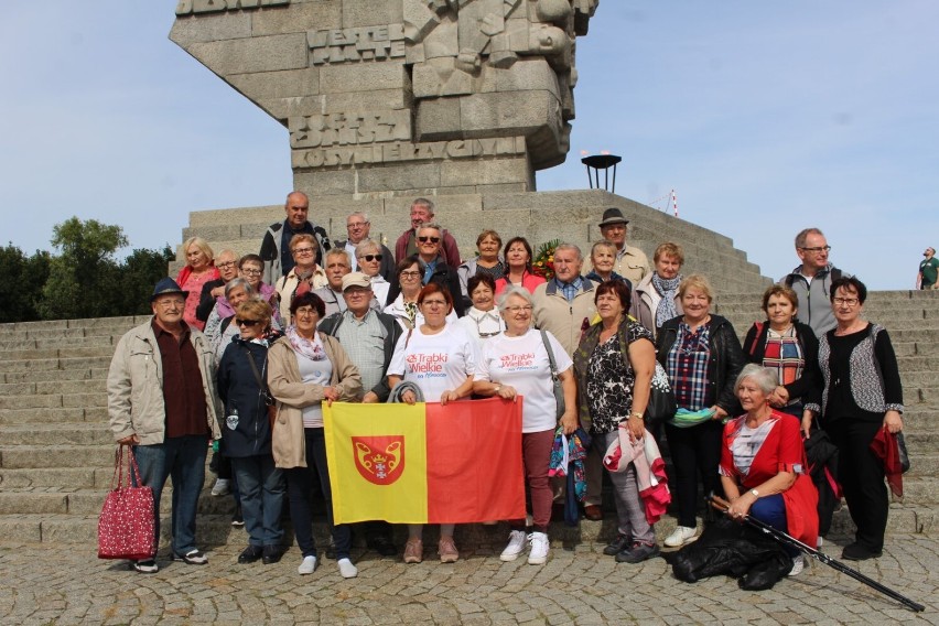 Seniorzy z Klubu Seniora z Trąbek Wielkich i Kaczek oddali hołd obrońcom Westerplatte!