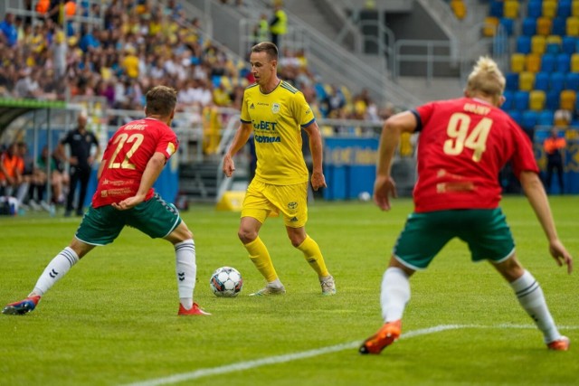 Arka Gdynia zagra dziś w Sosnowcu z Zagłębiem. Zespoły te zmierzyły się ostatnio w lipcu ubiegłego roku i wówczas padł remis.