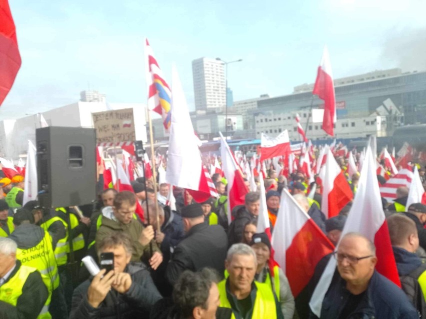 Wczoraj protestowali w Warszawie, a 6 marca będą ponownie protestować w Osjakowie 